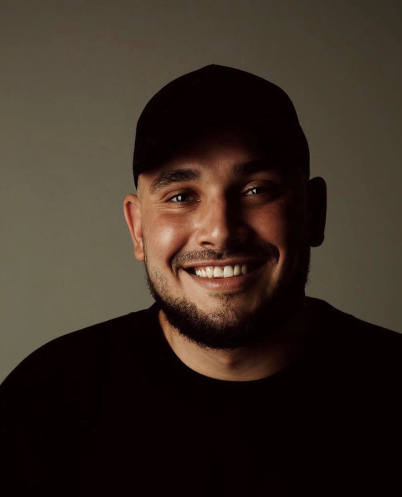 &quot;Душа лежить тільки до українського зараз&quot;: Qatoshi про хіт &quot;Допоможе ЗСУ&quot;, війну і волонтерство